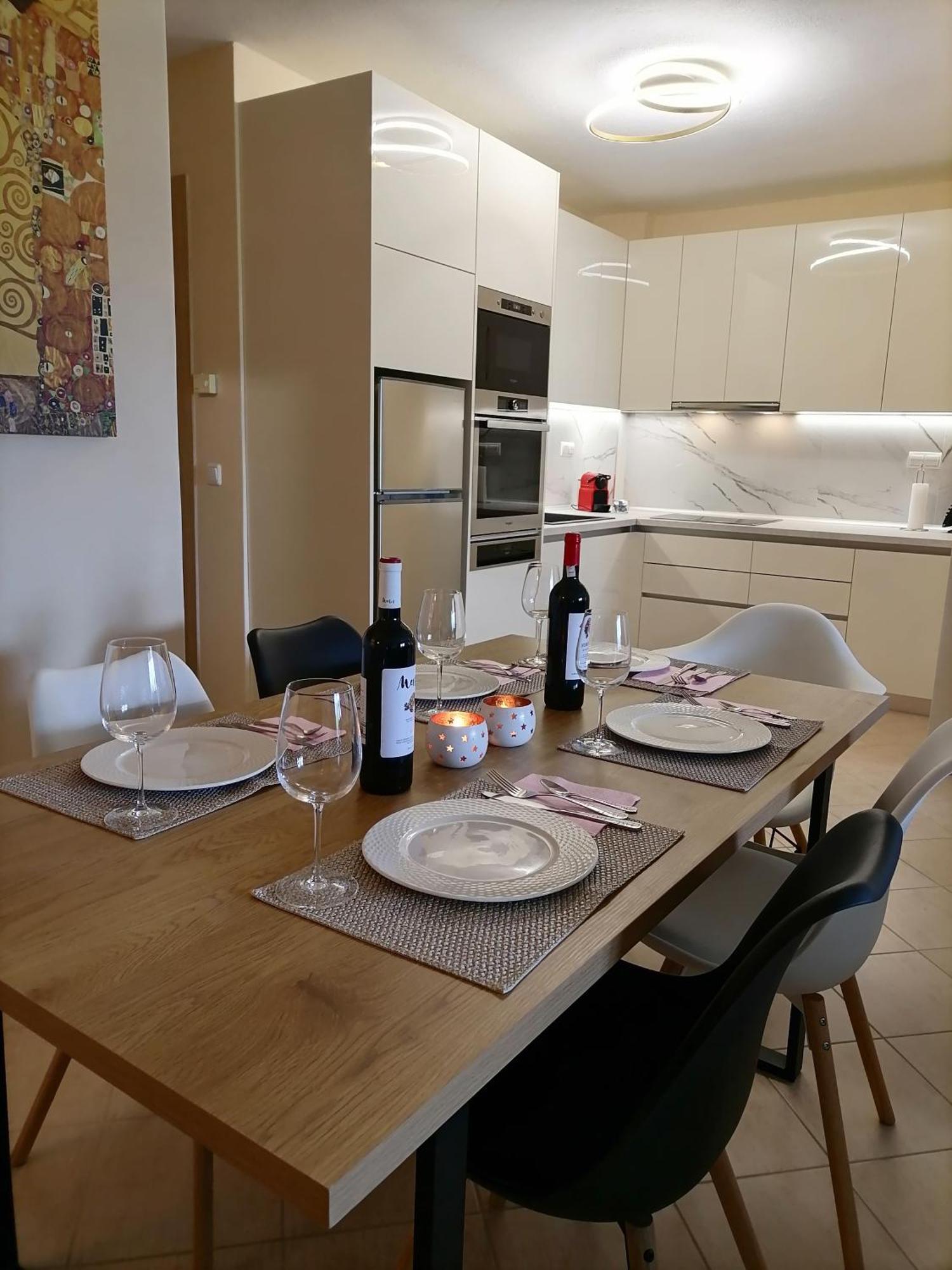Ferienwohnung Bella Casa Néa Péramos Exterior foto